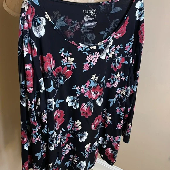 Terra & Sky Women's Flower Long Sleeves Floral Print Plus 3X - Picture 4 of 8